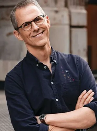 Robert Hammond